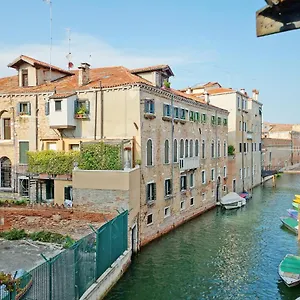  Apartment Dolcevita N 465 Biennale Italy